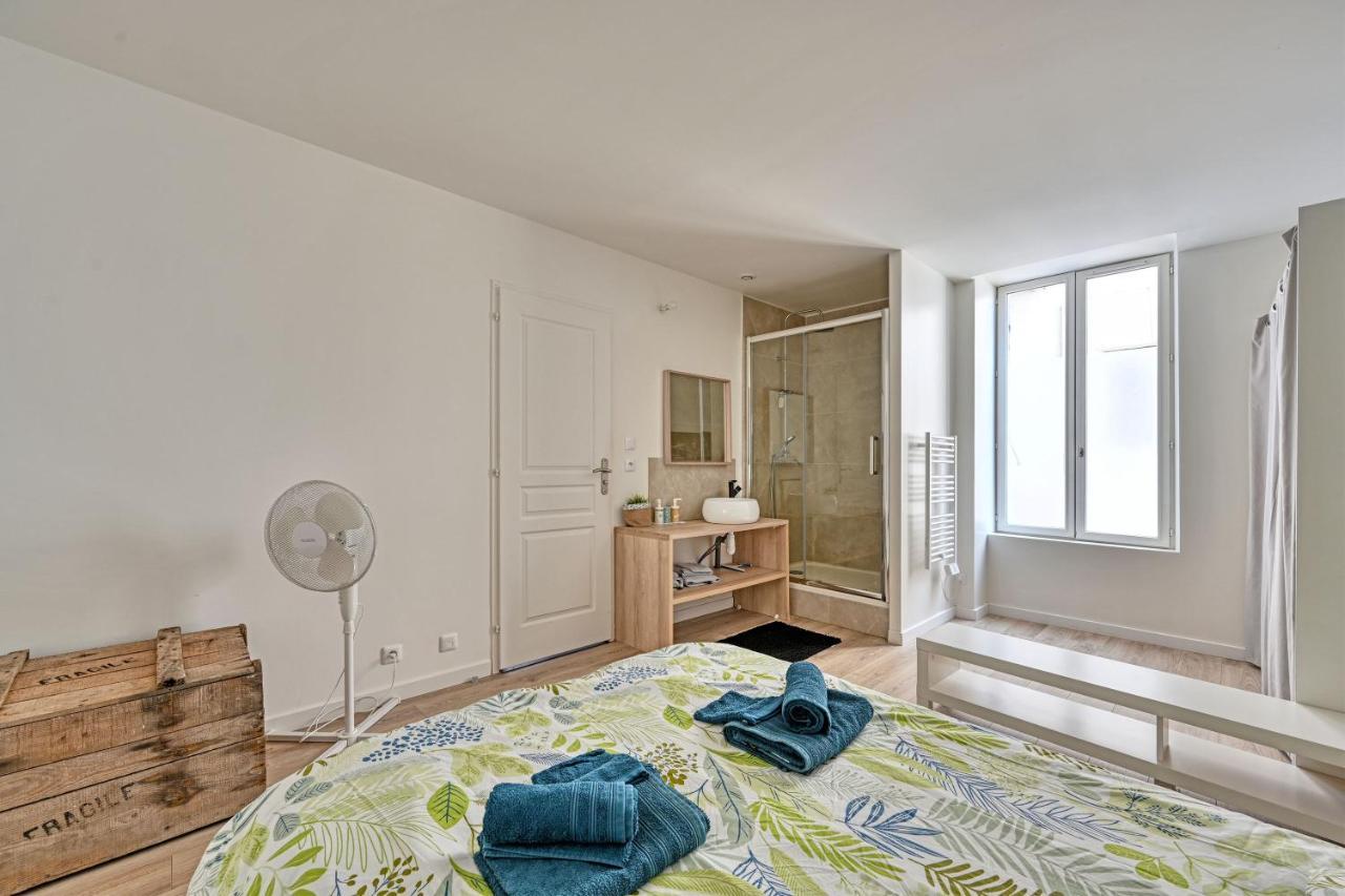 L'Escale -Climatisation- Proche Centrale Tricastin - Wifi - Netflix - Parking Gratuit Lapalud Buitenkant foto